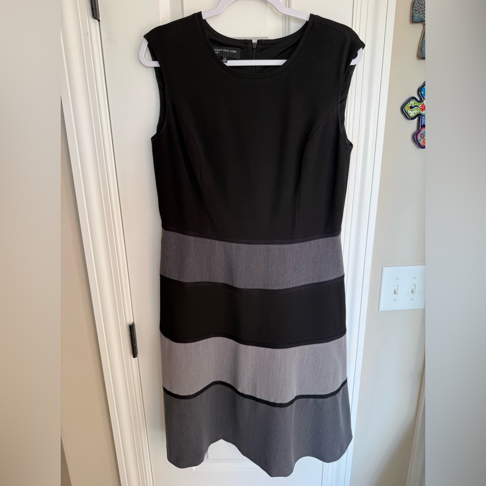 Jones New York Colorblock Sheath Dress – Size 12